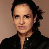 Malak_Yvonne_2025_800x800
